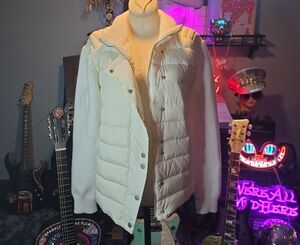 Elegant White Puffer Jacket for Women